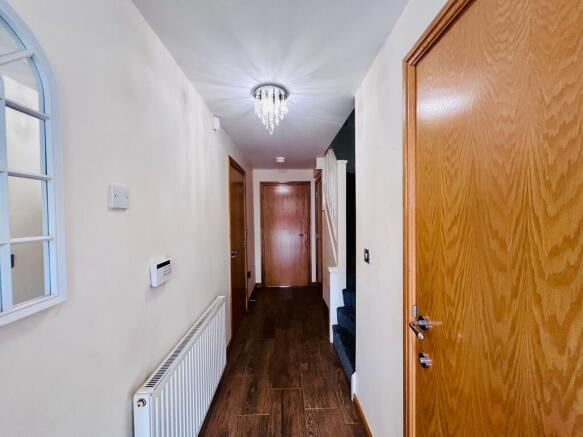HALLWAY (3).jpeg