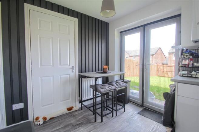 3 bed Semi-Detached for sale Image 10