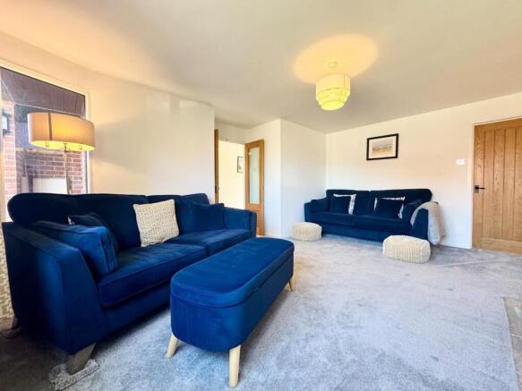 4 bed Detached for sale Image 4