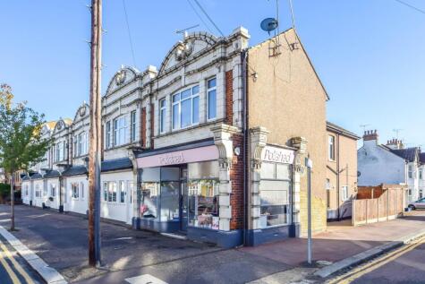 Glendale Gardens, Leigh-On-Sea