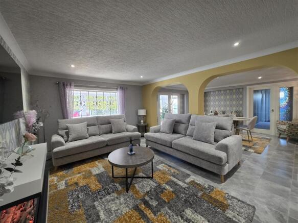 6 bed Semi-Detached for sale Image 4