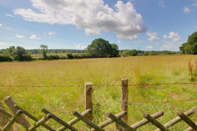 COUNTRY VIEW