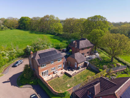 Pondfield Road, Rudgwick, Horsham, RH12