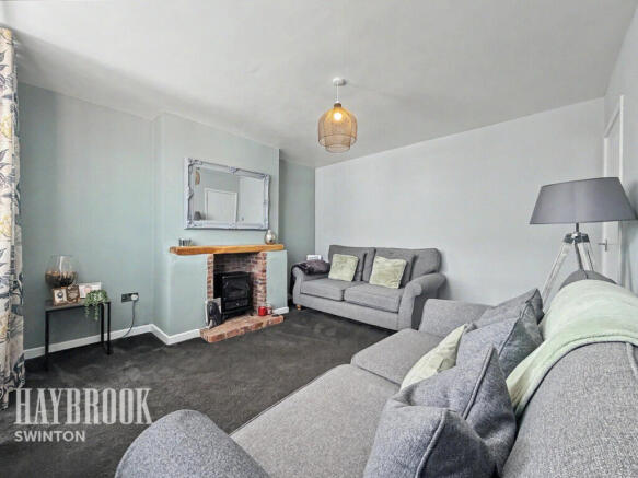 3 bed Semi-Detached for sale Image 4
