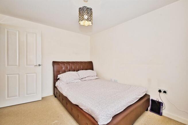 Nelson Way, Yeovil photo 4