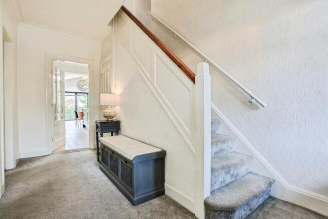 4 bed Detached for sale Image 8