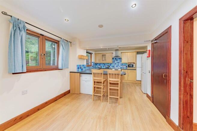 34 Blyth Street Dundee-16.JPG