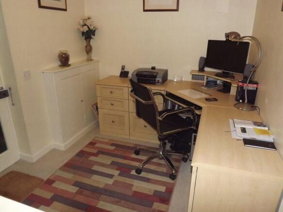 Photo 6