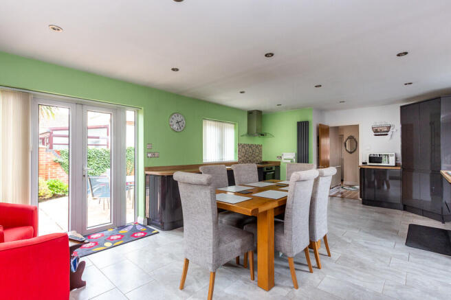 Kitchen/Dining Ro...