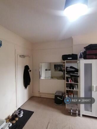 Studio Flat