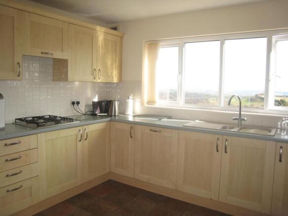 Kitchen / Breakfast Room