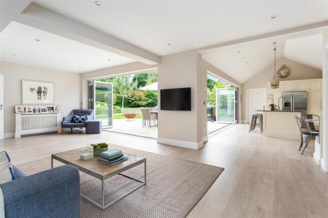 Kitchen/Breakfast/Family Room