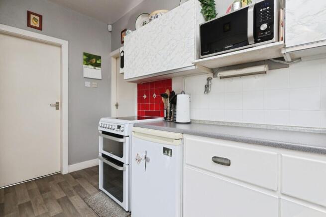 3 bed Semi-Detached for sale Image 9
