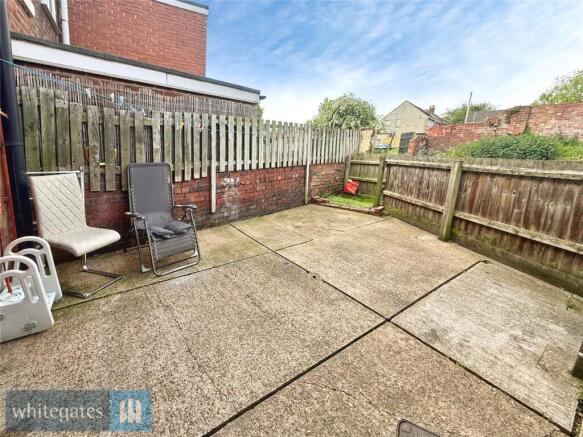 2 bed Terraced for sale Image 8