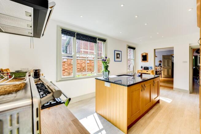 41 Headlands, Kettering-31.jpg