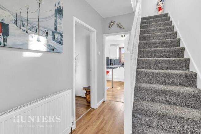 3 bed Town House for sale Image 9