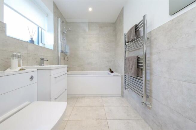 nicholas james roderick bathroom 1.jpg