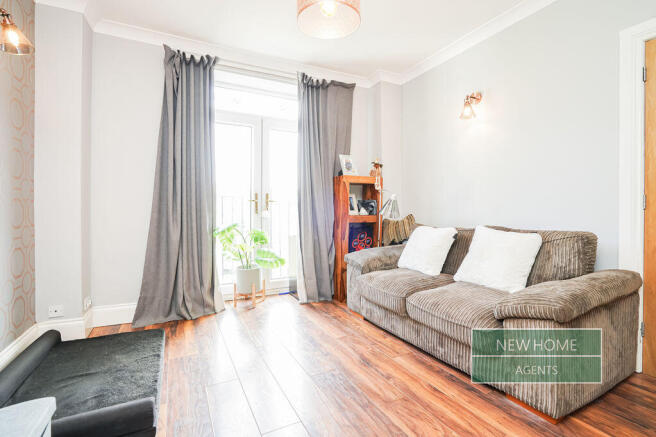 3 bed Semi-Detached for sale Image 5