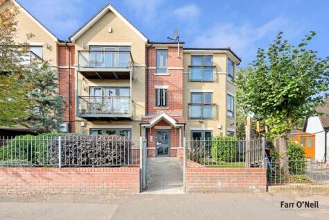 Buckhurst Way, Buckhurst Hill, IG9
