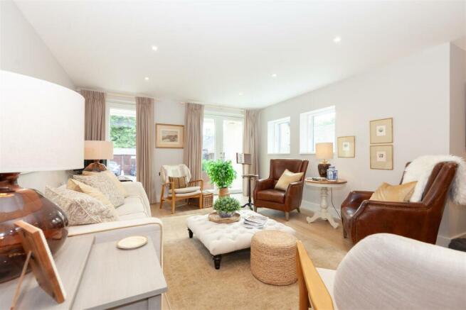 Sitting Room 3.jpg