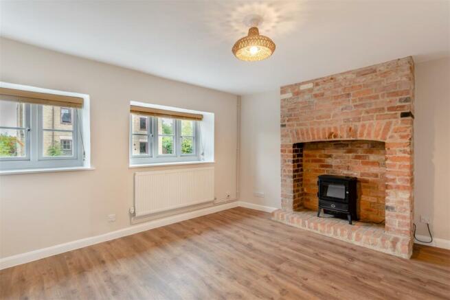 8622211-interior02.jpg