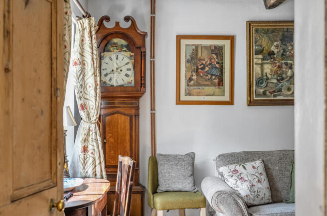 -68931b5356f42-l-1330667-23-6892315b3efa3