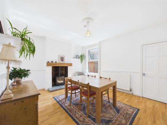 Dining Room.jpg