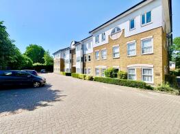 2, Nightingale Court, Hertford SG14 1PD