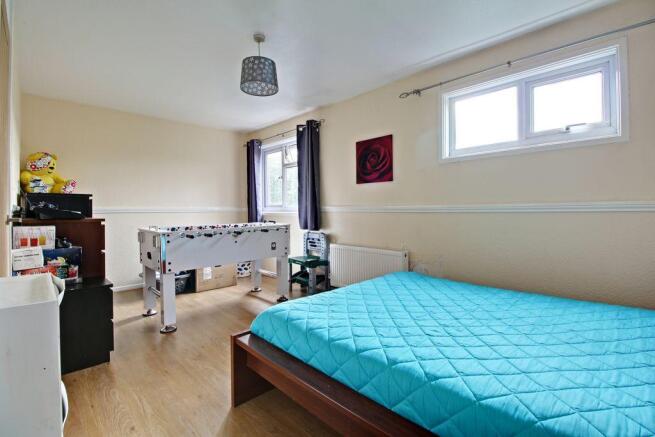 Bedroom 2 (Double)
