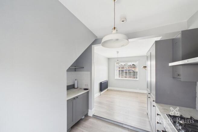3 bed Terraced to rent Image 11