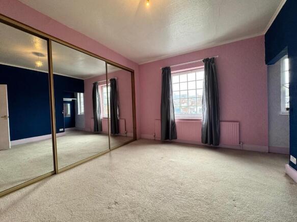 2 bed Terraced for sale Image 9