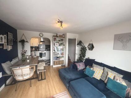 Harts Close, Teignmouth, Devon