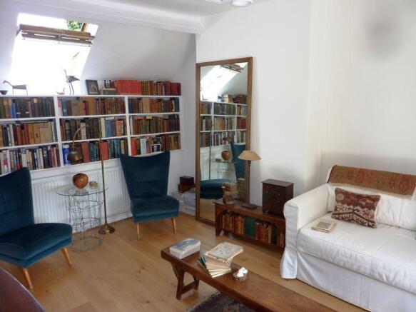 Photo 12