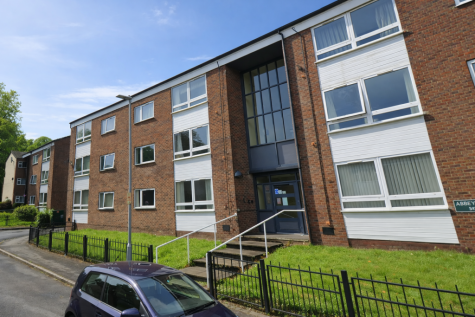 Abbey Road, Macclesfield, SK10 3AT