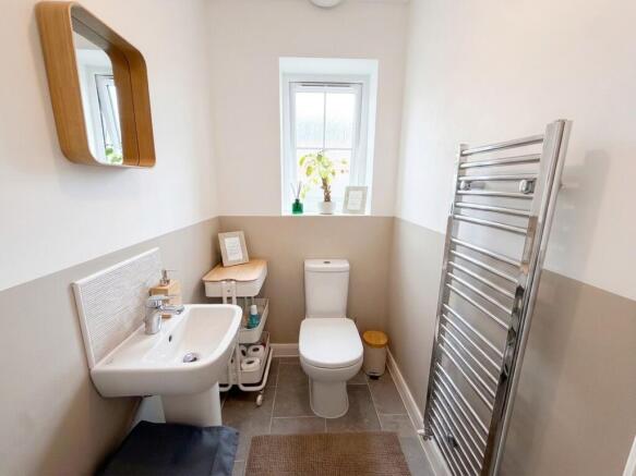 3 bed Semi-Detached for sale Image 7
