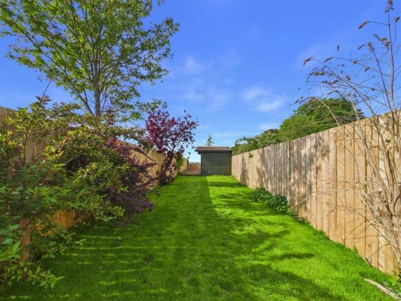 2 bed Cottage for sale Image 10