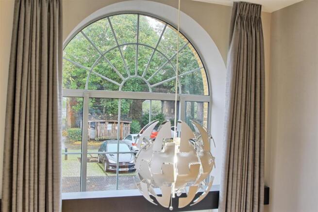 feature window.jpg