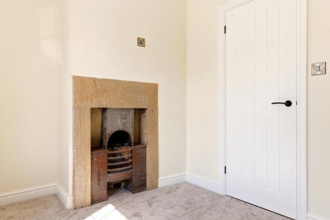 2 bed Terraced for sale Image 9