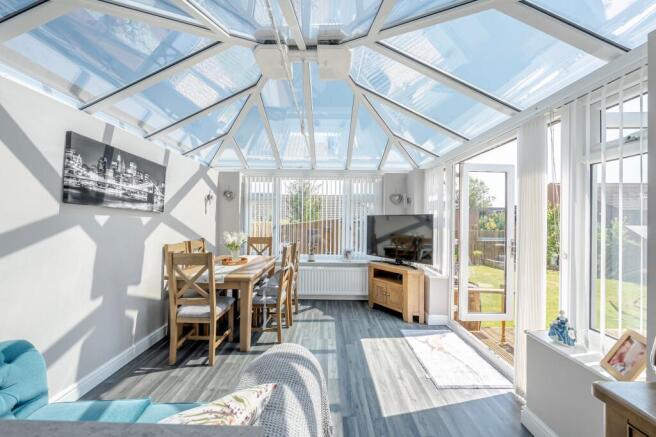 3 bed Bungalow for sale Image 9
