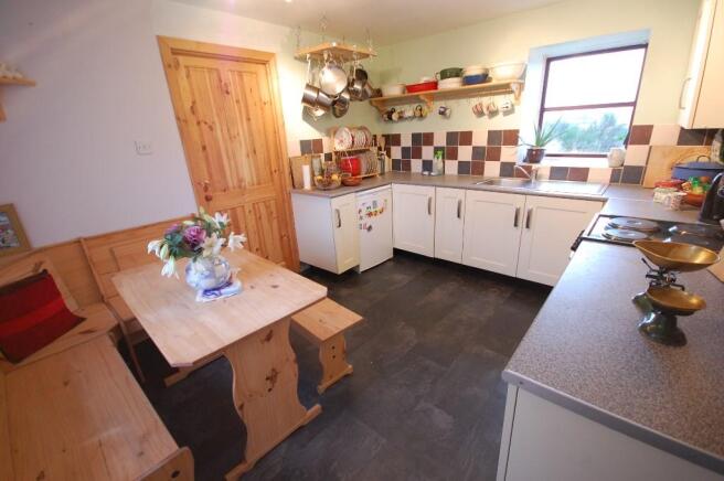 Kitchen/breakfast rm