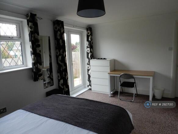 Room 2 w/ Ensuite And Garden Access