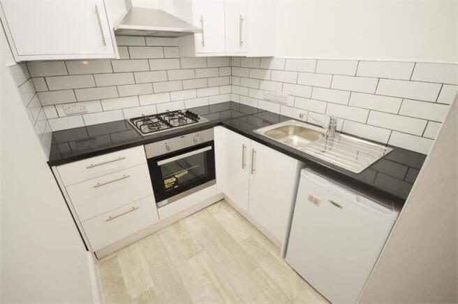 1 bed Flat to rent Image 6
