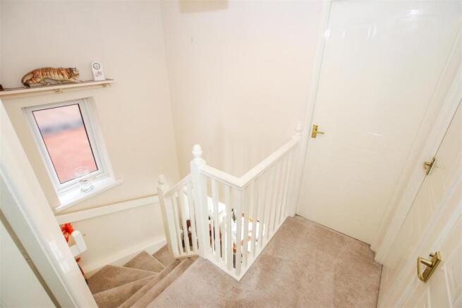 FIRST FLOOR LANDING