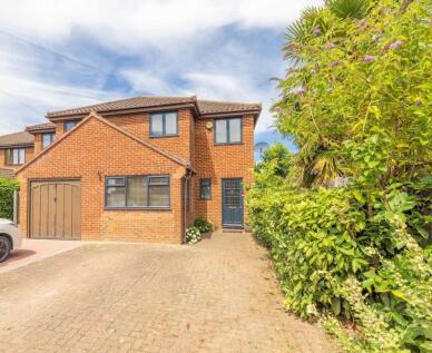 Crosthwaite Way, Slough, SL1
