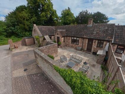Bishopstrow Court, Warminster, BA12