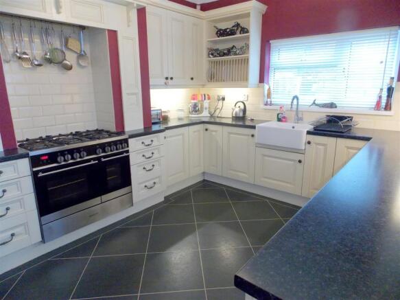 kitchen3.JPG