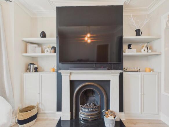3 bed Terraced for sale Image 6