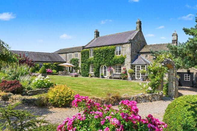 5 bed Detached for sale in killinghall