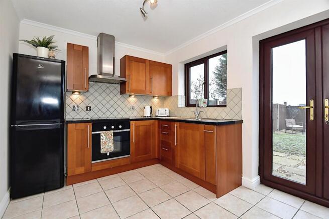 Kitchen: