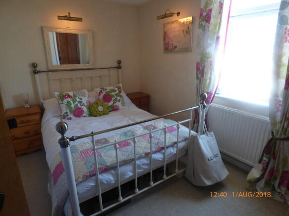 Photo 11